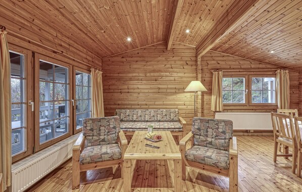 Fernseher, Stereoanlage