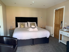 Deluxe Double or Twin Room, Ensuite