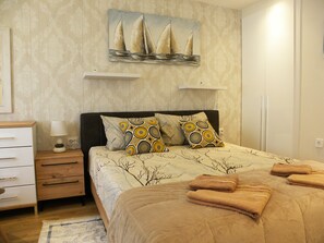 1 bedroom, iron/ironing board, travel cot, free WiFi