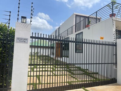 Two apartment condos a 25sqm rooftop space & 300sqm garden for any kind of event