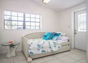 4 bedrooms, free WiFi, bed sheets