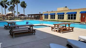 Apartamento, 1 quarto | Piscina | Piscina externa