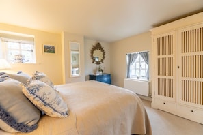 2 bedrooms