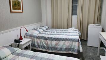 Frigobar, Wi-Fi de cortesia, roupa de cama