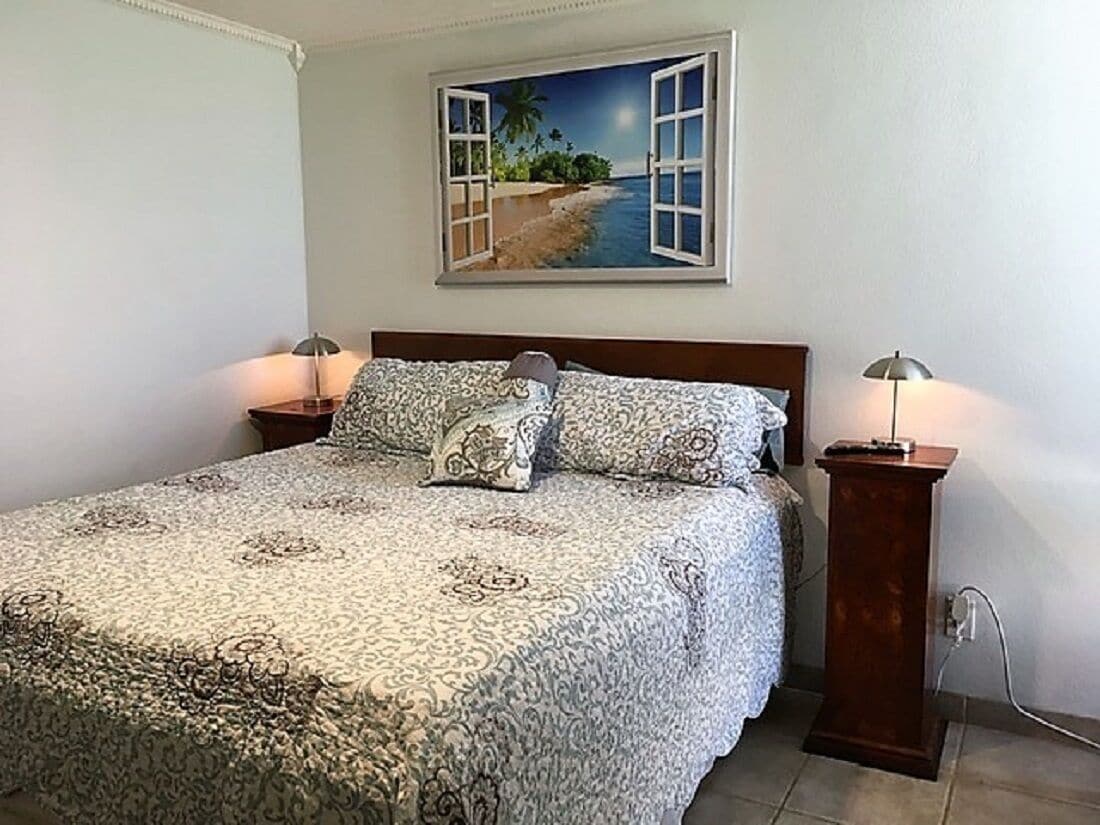 2 bedrooms, iron/ironing board, travel crib, free WiFi