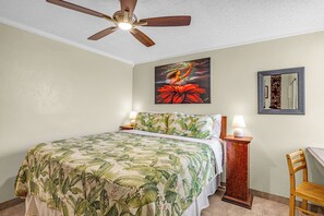 2 habitaciones, tabla de planchar con plancha y cuna de viaje