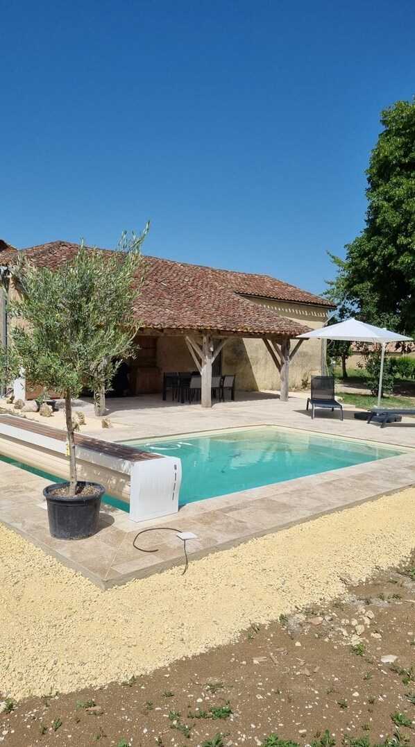 Piscine extérieure, piscine chauffée