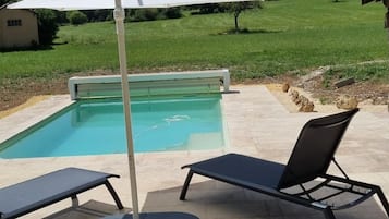 Piscine extérieure, piscine chauffée