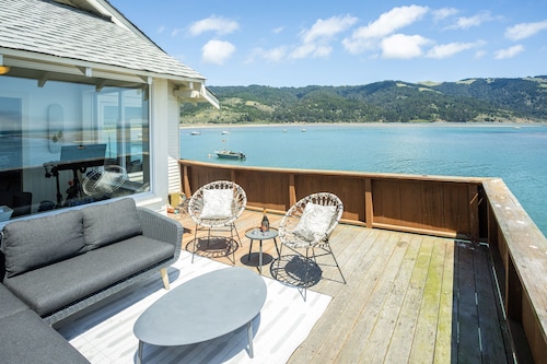 Views for miles of the  Ocean and Bolinas Lagoon