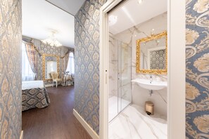Minibar, in-room safe, soundproofing, free WiFi - La Veneziana Boutique Rooms (Venice)