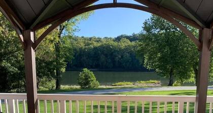 Plum Lazy on the Potomac