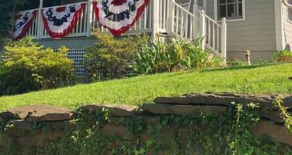The Chickadee Room at Harpers Ferry Guest House