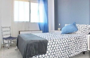 2 bedrooms, bed sheets