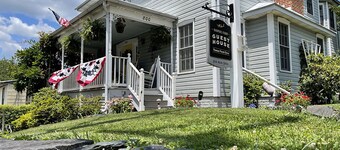 The Goldfinch Suite at Harpers Ferry Guest House