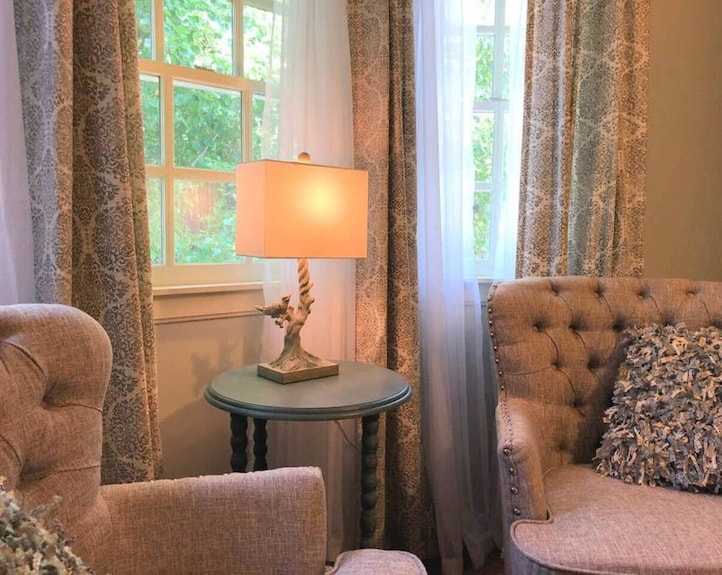 The Goldfinch Suite At Harpers Ferry Guest House - Harpers Ferry, WV
