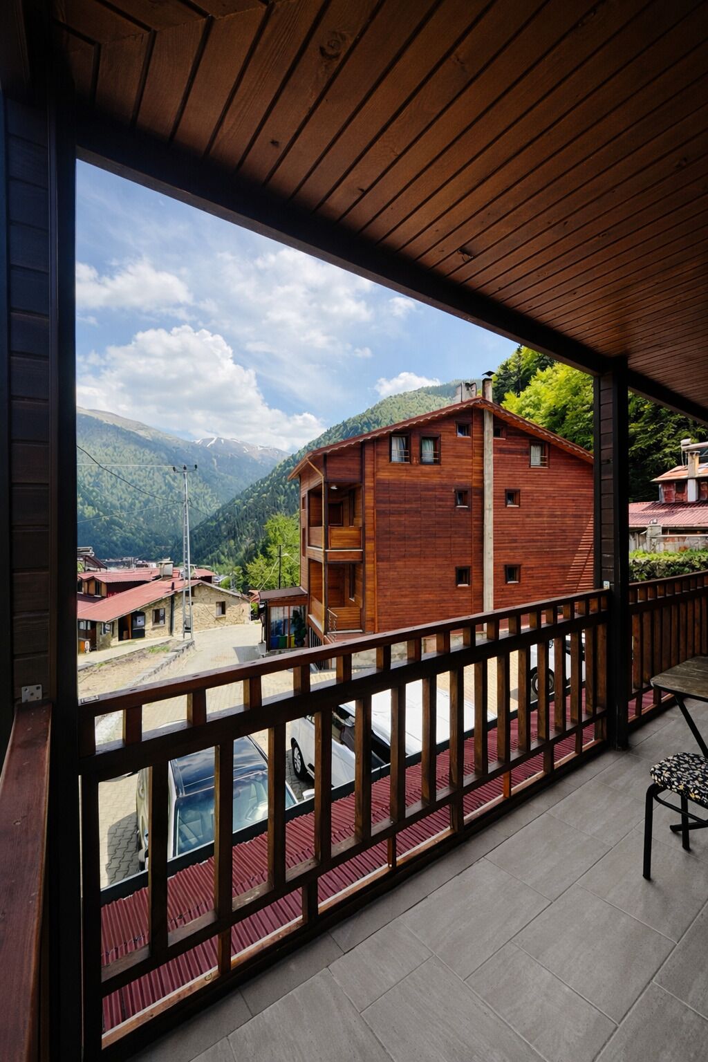 Suite Deluxe, vue partielle sur le lac | Terrasse/Patio