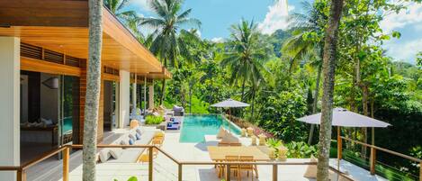 Four Bedroom Villa with Private Pool | Terrasse/patio