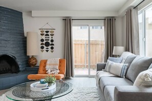 TV, fireplace, streaming services