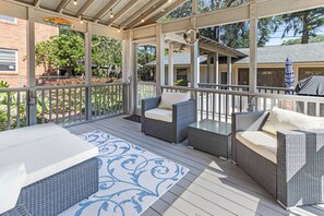 Terrace/patio - Majestic Ardsley Park Home On Magnolia-lined Street by Lucky Savannah (Savannah)