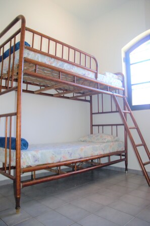 Economy Shared Dormitory, Mixed Dorm, River View, Beachside | Individually decorated, individually furnished, desk, laptop workspace - Marujo Hostel (Ubatuba)