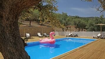Piscina externa sazonal