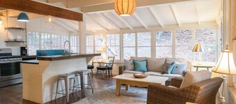 Vintage Lake MI Cottage | Walk to Beach | Screened Porch