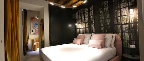 1 chambre, fer et planche à repasser, Wi-Fi gratuit, draps fournis