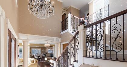Luxurious 6 bedroom estate with lake view & beach