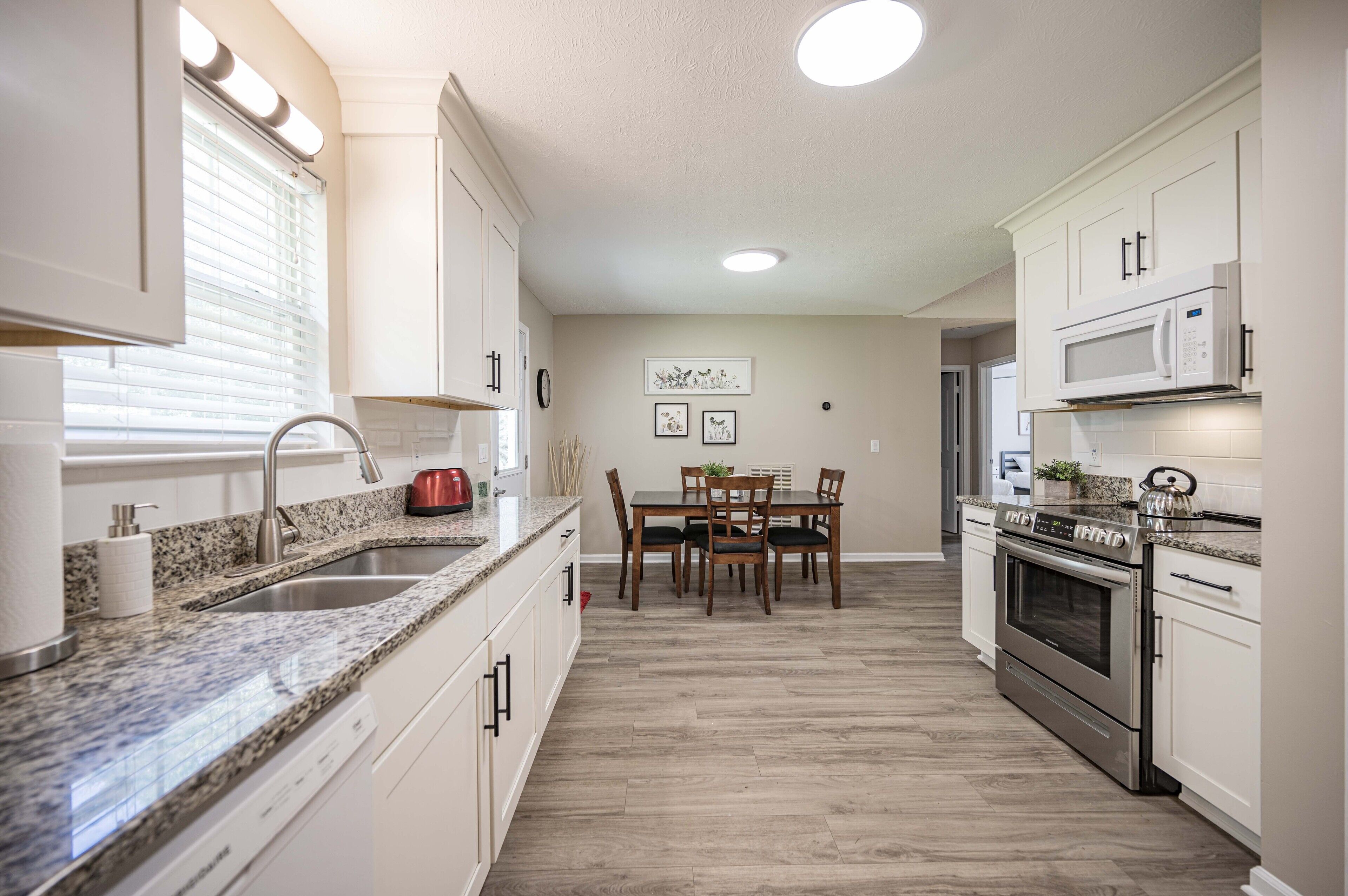 PERFECT LOCATION!  Short Term Temporary Housing