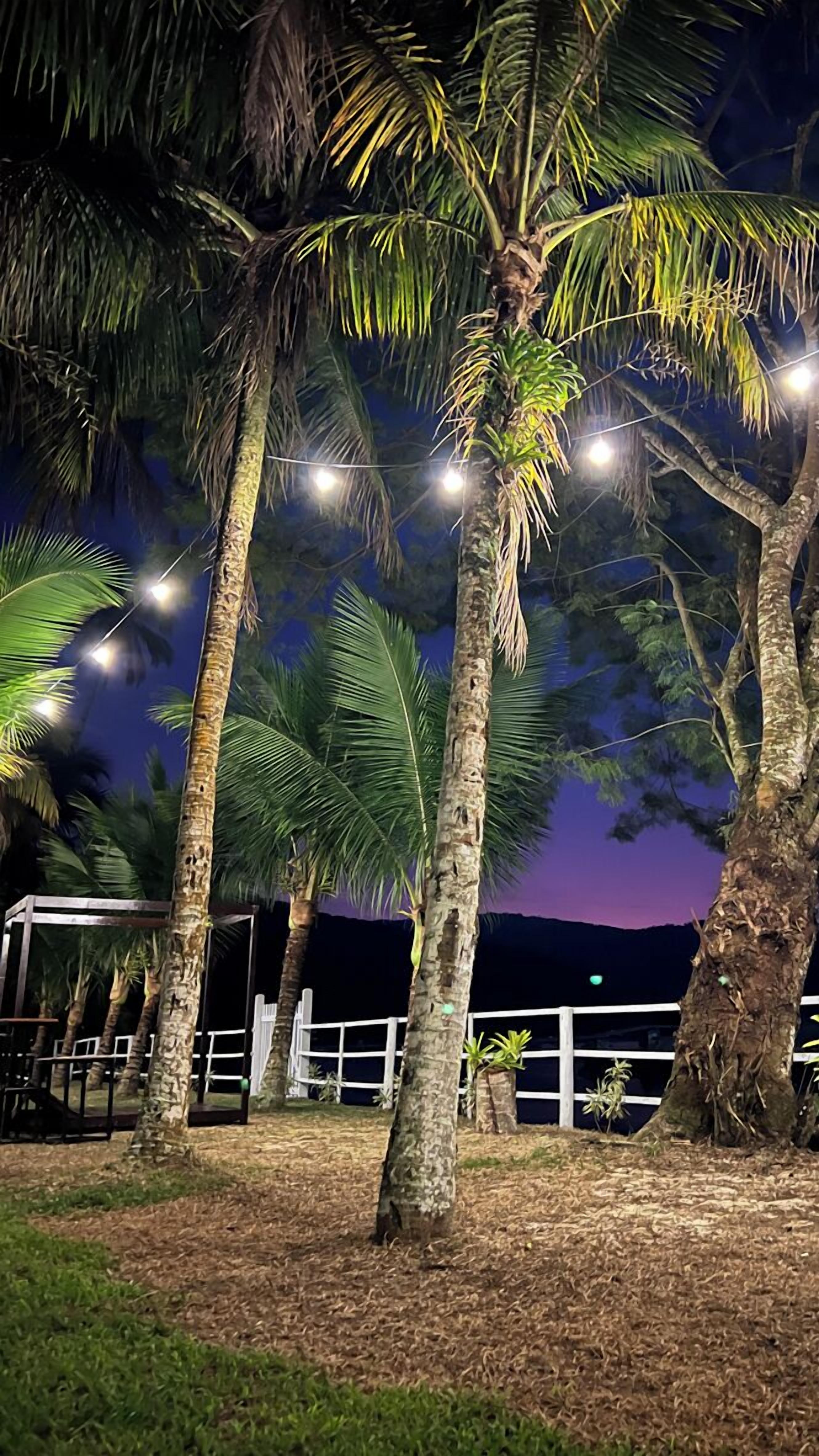 Beach nearby, white sand, beach shuttle