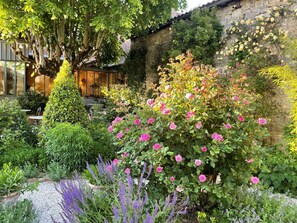 Property grounds - La Dommerie - Charming cottage (Domme)