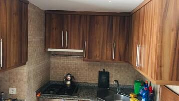 Mini-fridge, oven, stovetop, toaster