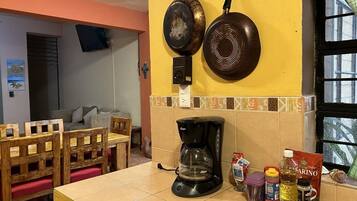 Classic House | Private kitchen | Oven, espresso maker, coffee/tea maker, toaster