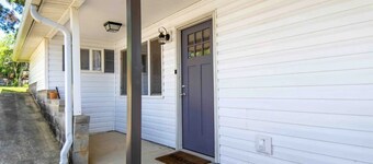 Vintage Cottage!