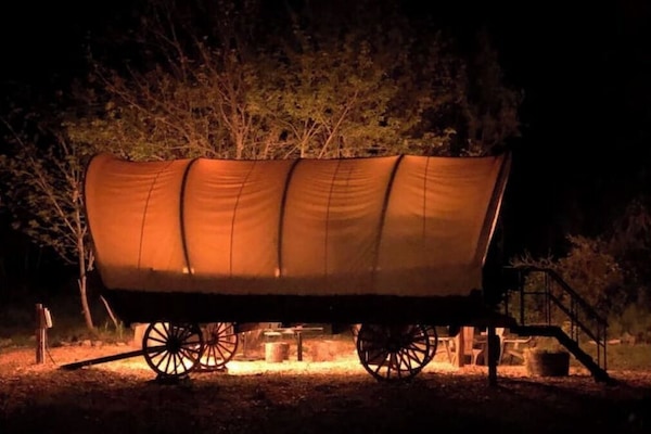 Lonestar wagon illuminated.
