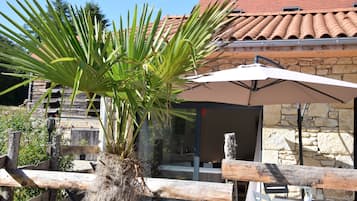 Romantisches Ferienhaus, Whirlpool (L'Étoile Spa) | Aussenbereich