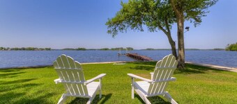 Ultra Modern Lake Murray Villa | Magnificent Views