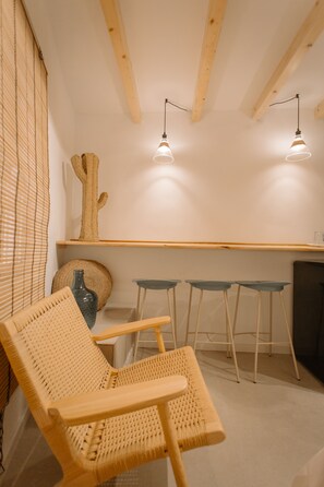 Studio, en-suite badkamer | Kamervoorziening