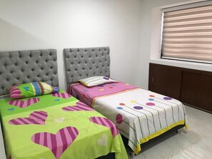 3 bedrooms, iron/ironing board, free WiFi, bed sheets - 3MR8 APARTAMENTO FRENTE AL MAR (Bolívar)