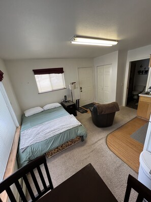 1 Schlafzimmer, WLAN, Bettwäsche
