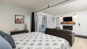 1 bedroom, iron/ironing board, free WiFi, bed sheets