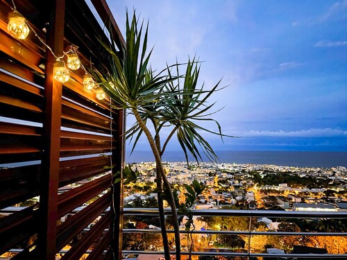 Le Pétrel dans les Nuages - Panoramic terrace over the Indian Ocean and St-Denis