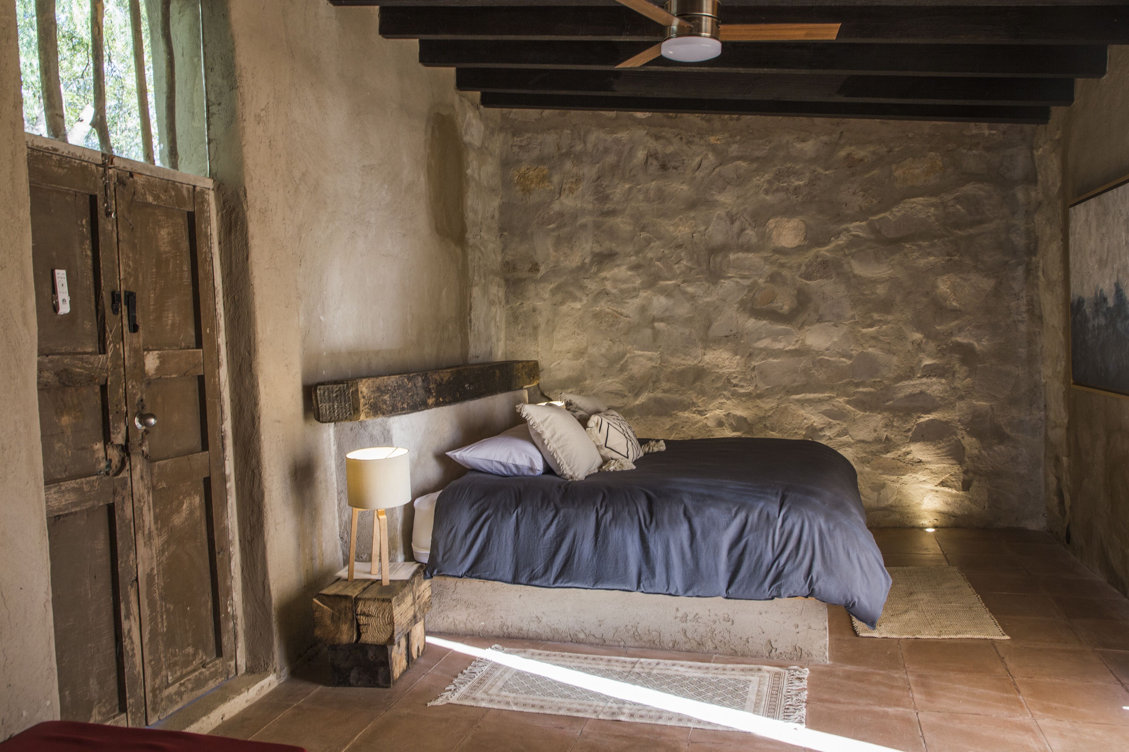 in-room safe, individually furnished, free wifi, bed sheets