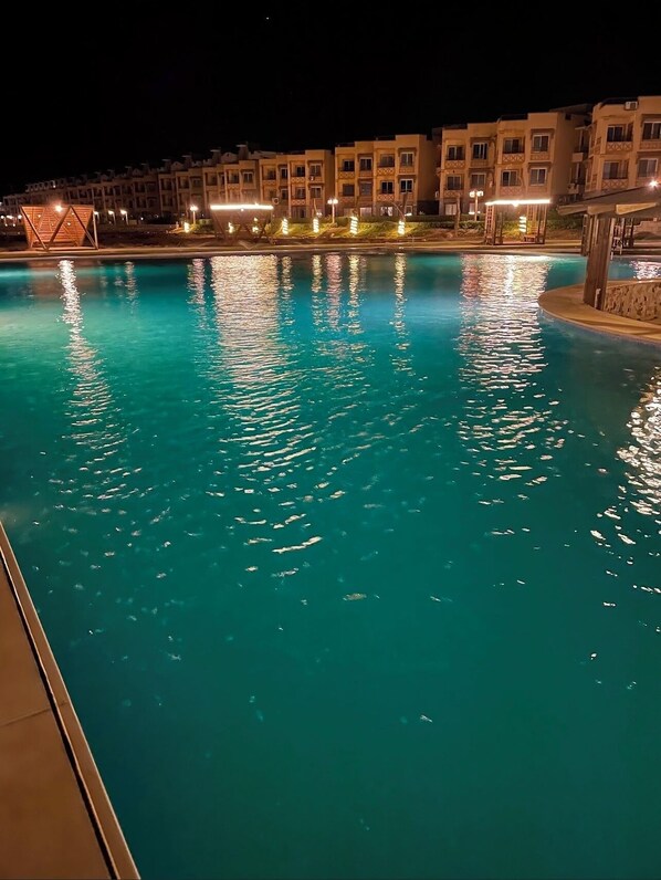 Piscine extérieure