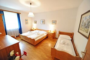 3 Schlafzimmer, kostenloses WLAN, Bettwäsche
