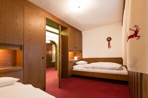 2 bedrooms, free WiFi, bed sheets