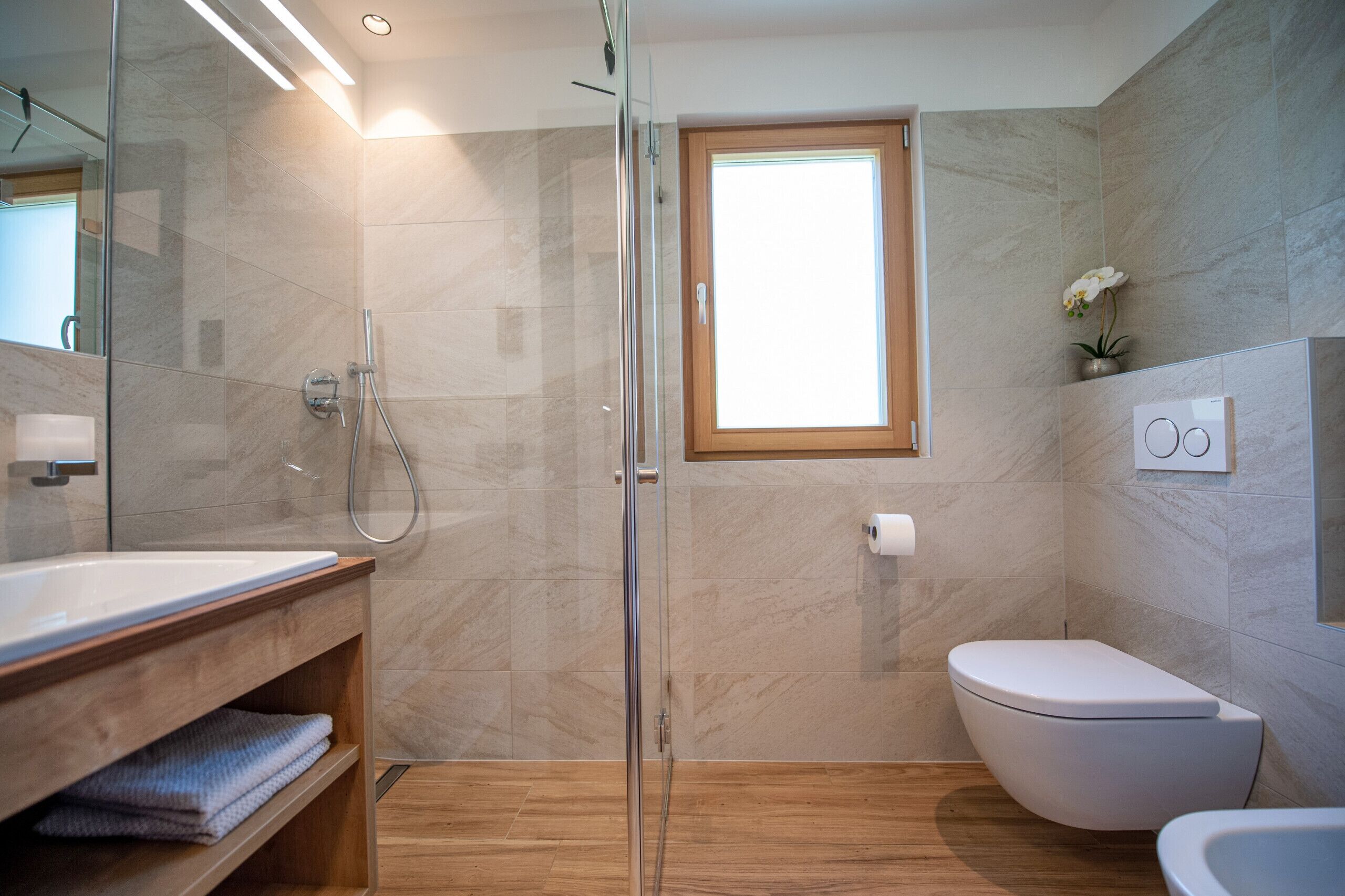 Douche, serviettes fournies
