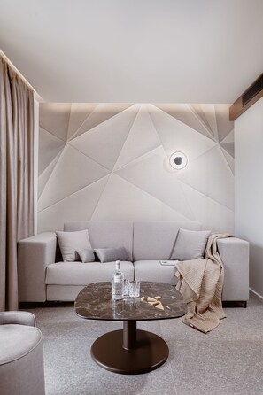 1 bedroom, Egyptian cotton sheets, premium bedding, down duvets - Origami Boutique Residences (Nafplio)