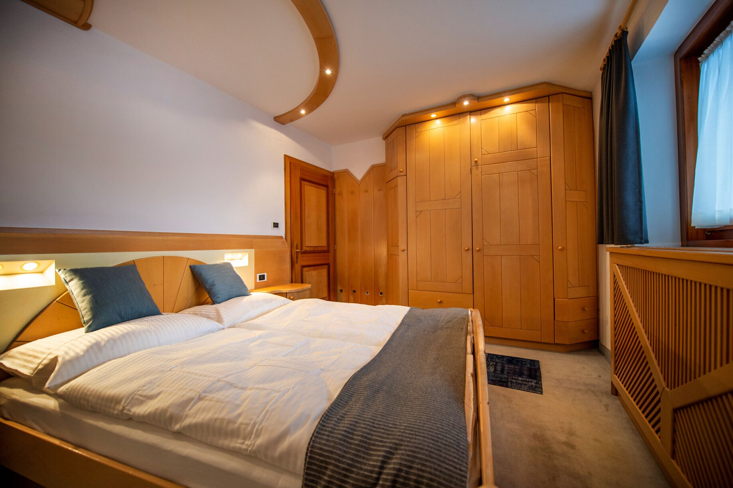 1 室のベッドルーム、WiFi (無料)、ベッドシーツ