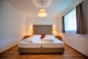 2 bedrooms, free WiFi, bed sheets